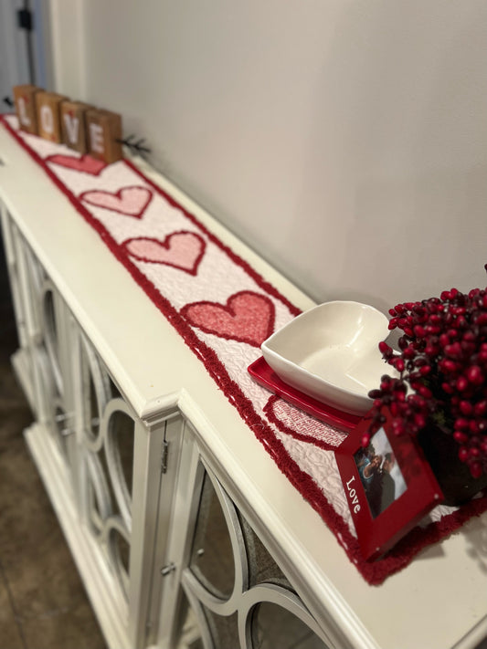 Flirt Heart Table Runner Kit