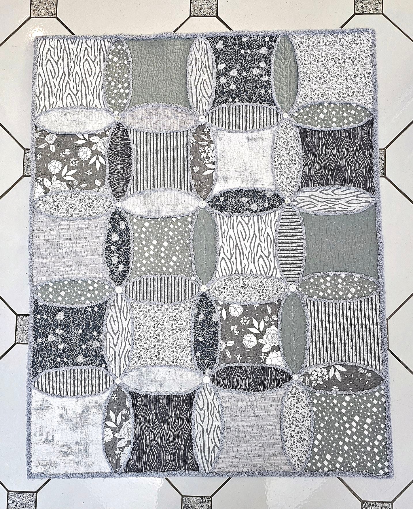 Vintage Grey Quilt Pattern